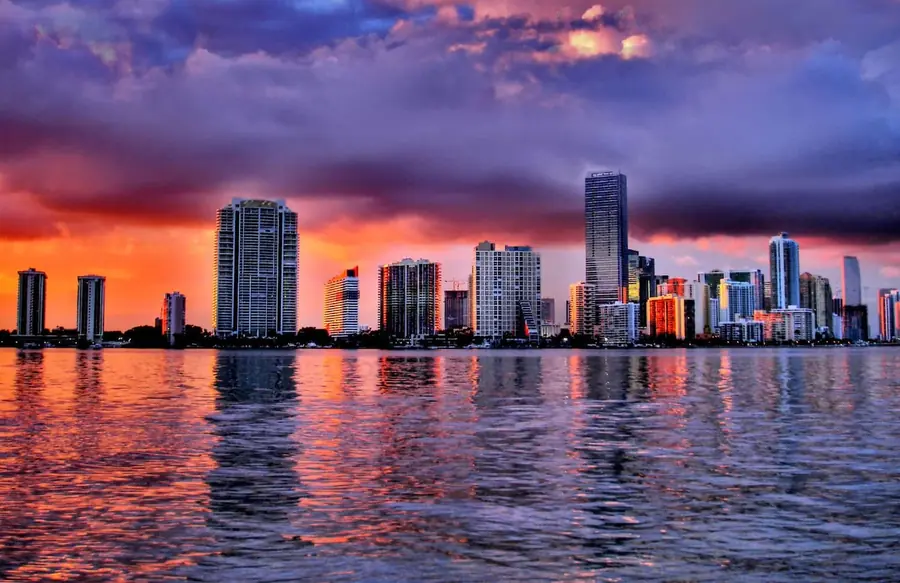 novel miami sunset live 20261019 1